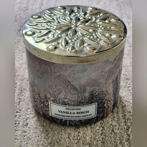 Bath Body Works Vanilla Birch 3-wick Candle NWT